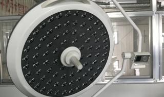 手术室做手术的灯 手术室做手术的灯